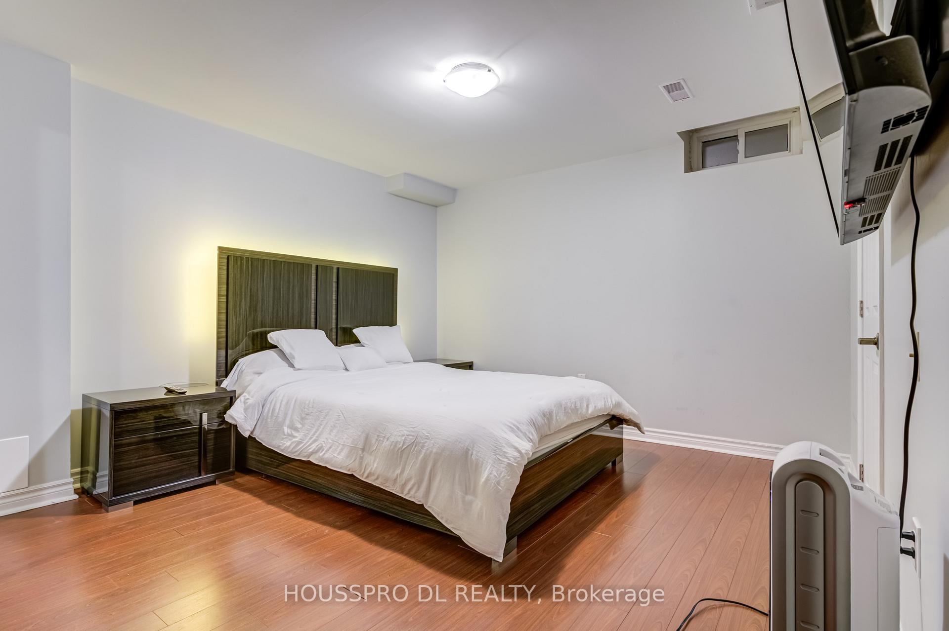 Photo 87 of 42 Quail Feather Crescent, Brampton, Sandringham-Wellington — HOMEH