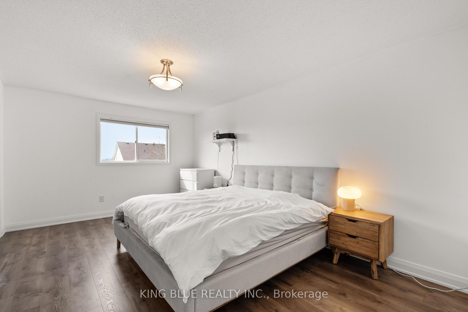 Photo 19 of 82 Harmony Road, Vaughan, Patterson — HOMEH