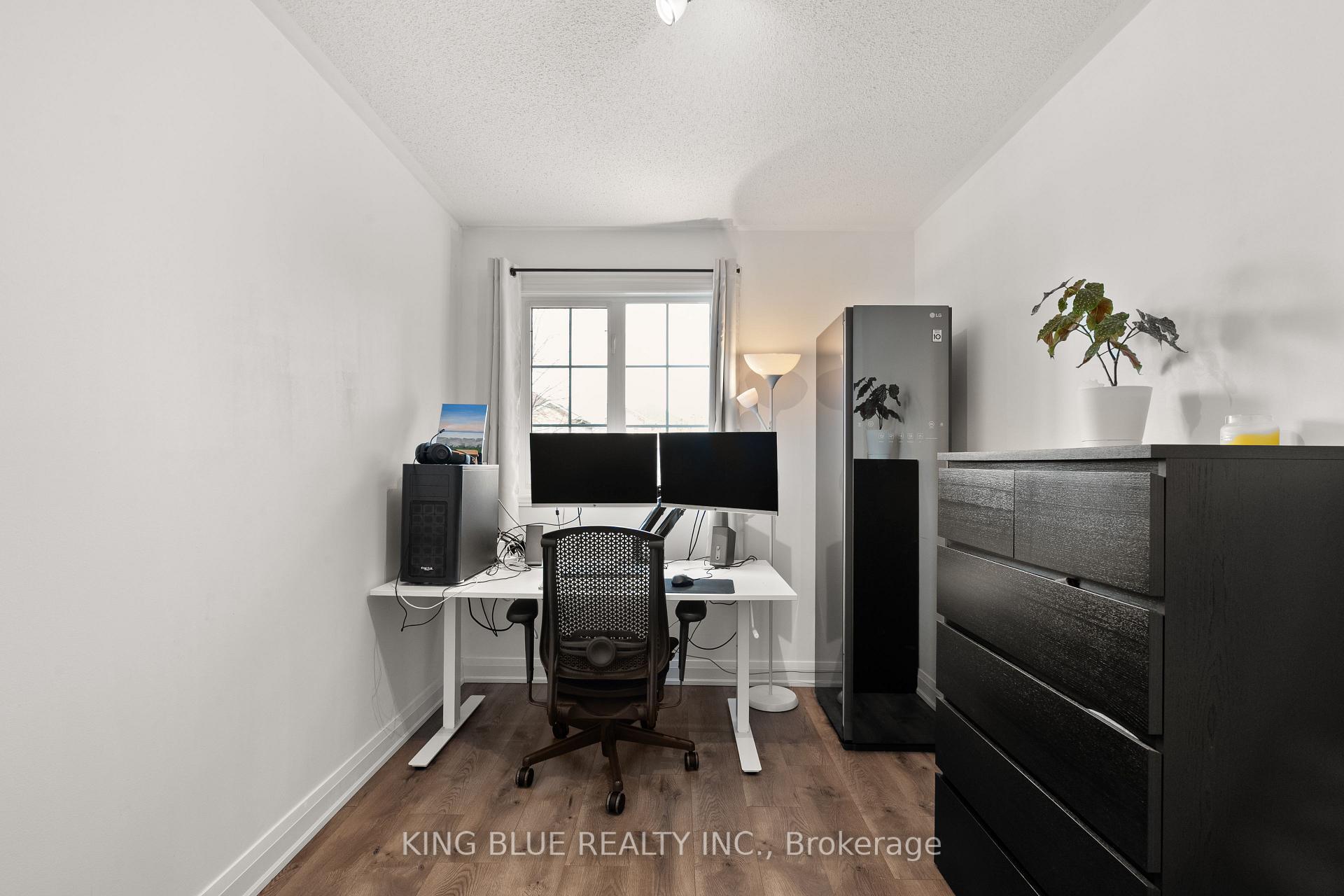 Photo 24 of 82 Harmony Road, Vaughan, Patterson — HOMEH