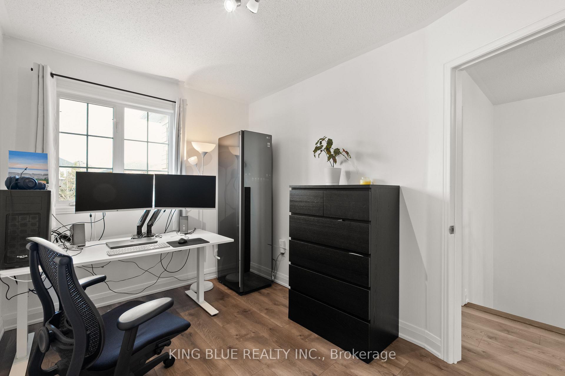 Photo 25 of 82 Harmony Road, Vaughan, Patterson — HOMEH