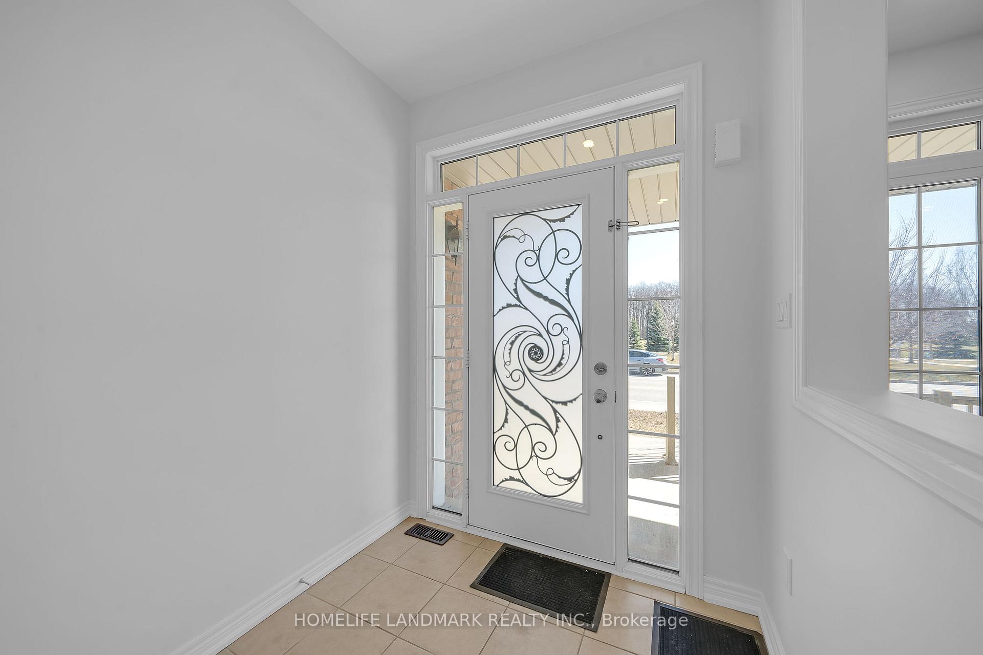 Photo 4 of 910 Castlemore Avenue, Markham, Wismer — HOMEH
