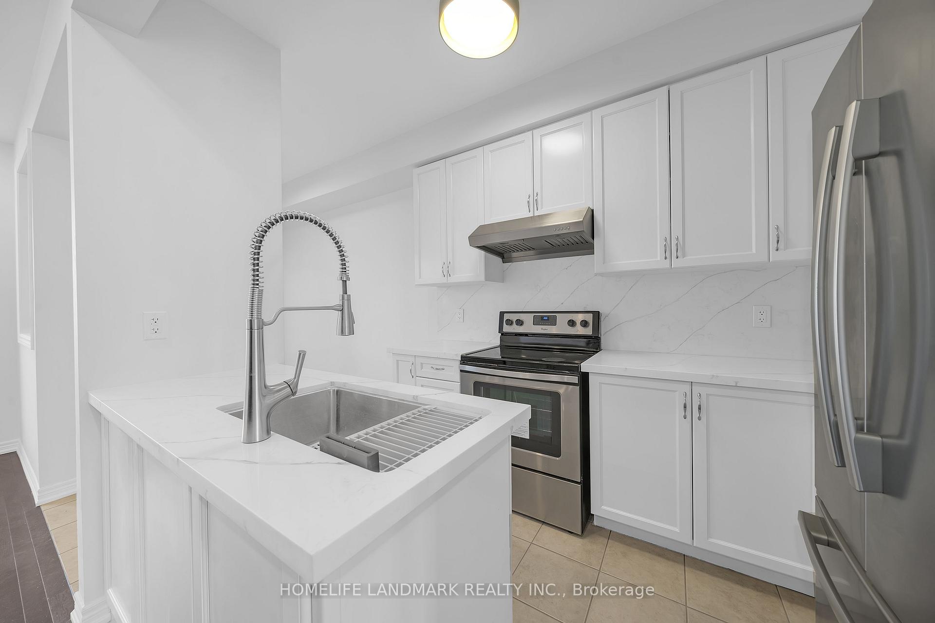 Photo 9 of 910 Castlemore Avenue, Markham, Wismer — HOMEH