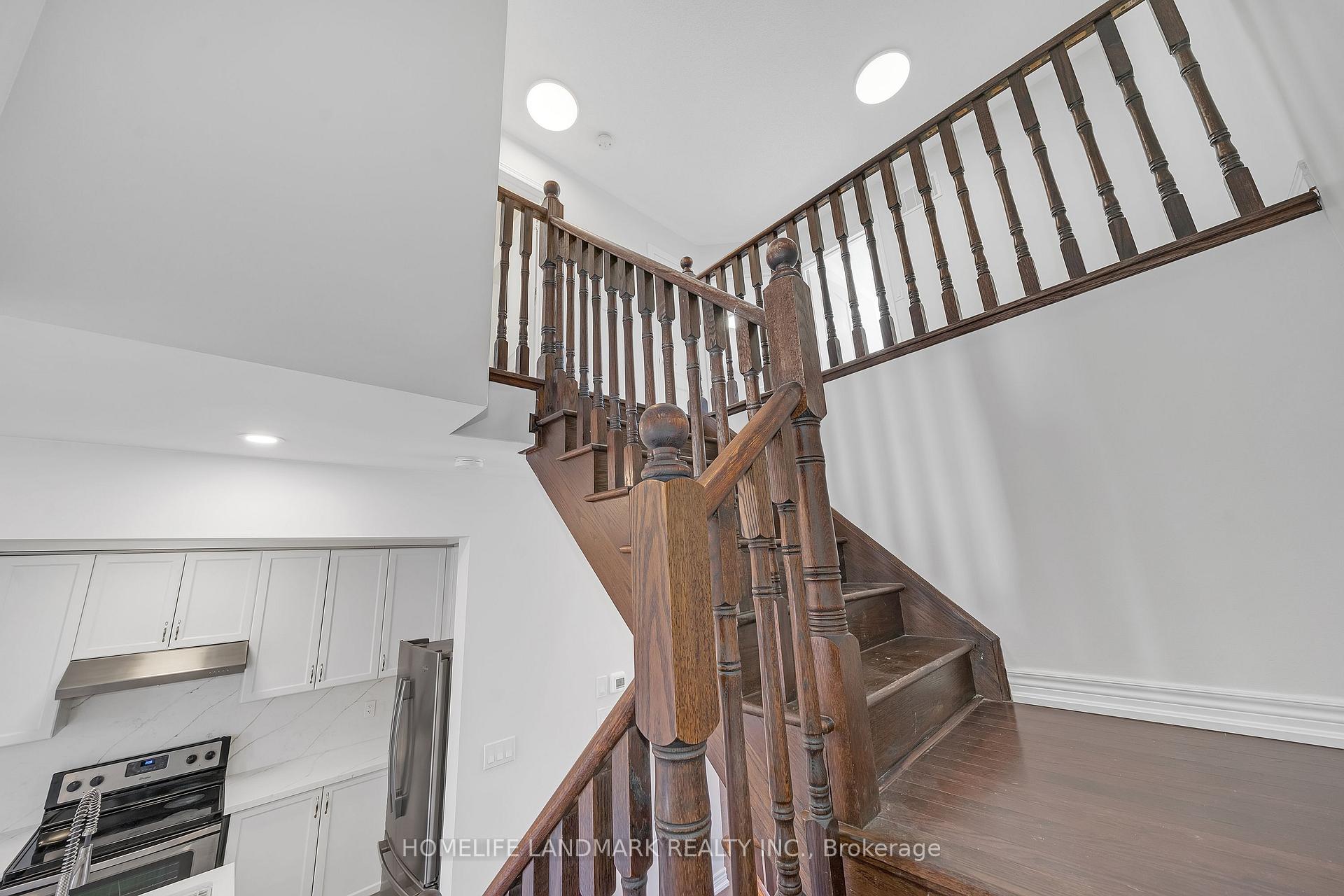 Photo 17 of 910 Castlemore Avenue, Markham, Wismer — HOMEH