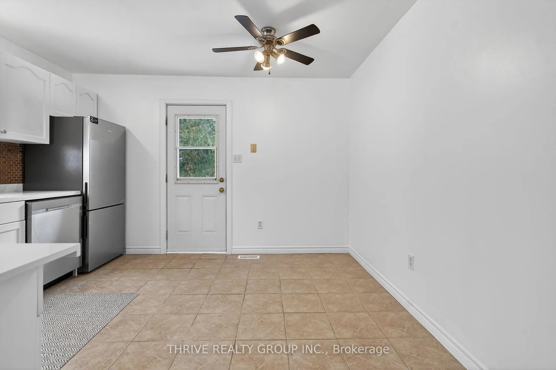 Photo 11 of 114 Parkview Drive, Strathroy-Caradoc, SE — HOMEH