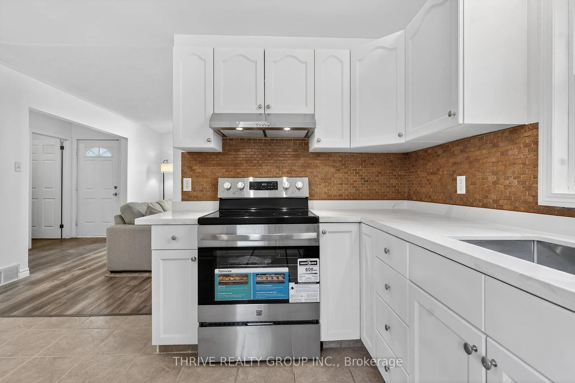 Photo 15 of 114 Parkview Drive, Strathroy-Caradoc, SE — HOMEH