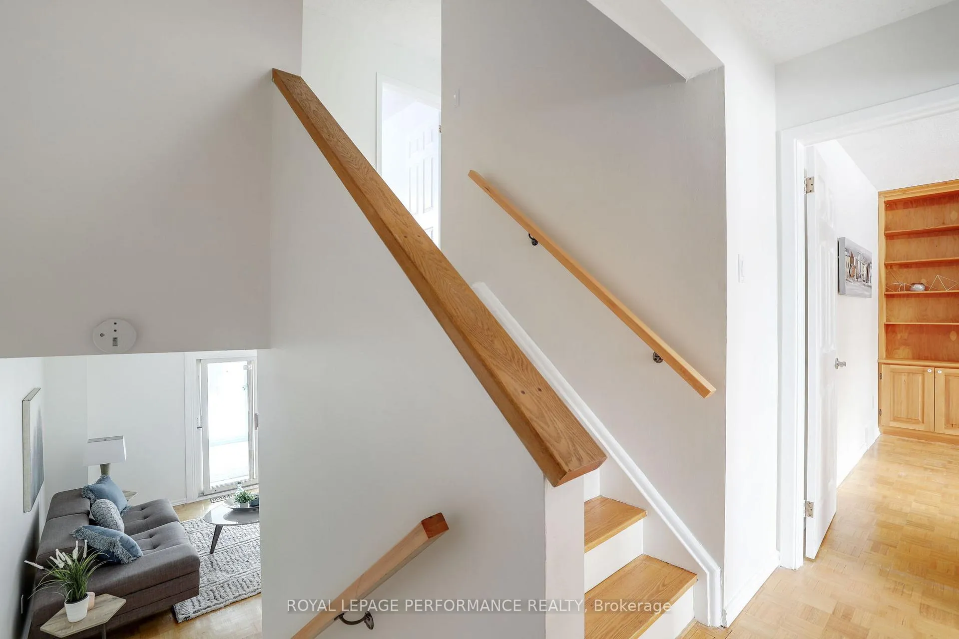 Photo 16 of 81 C Glen Park Drive, Ottawa, Blackburn Hamlet (South) — HOMEH
