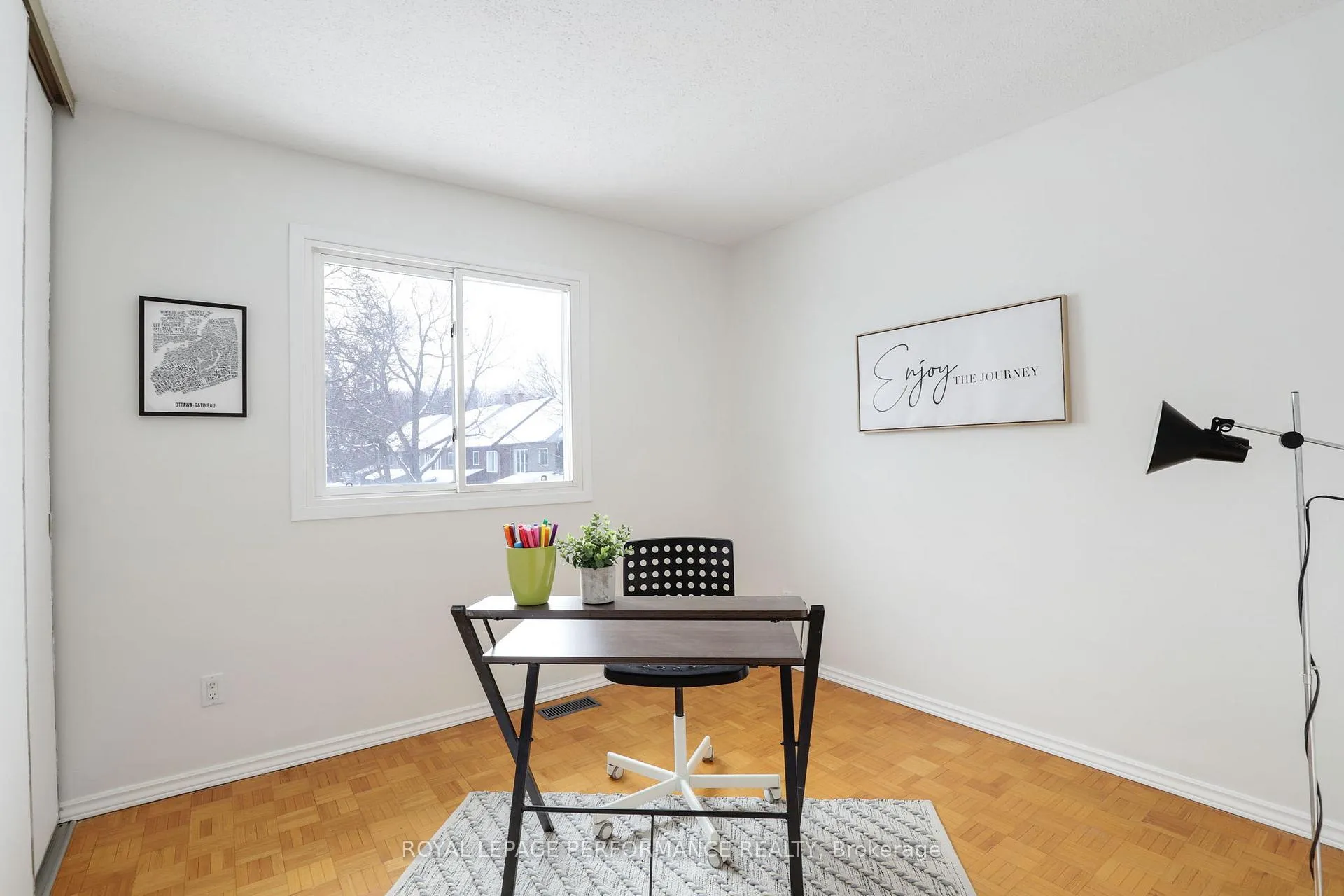 Photo 19 of 81 C Glen Park Drive, Ottawa, Blackburn Hamlet (South) — HOMEH