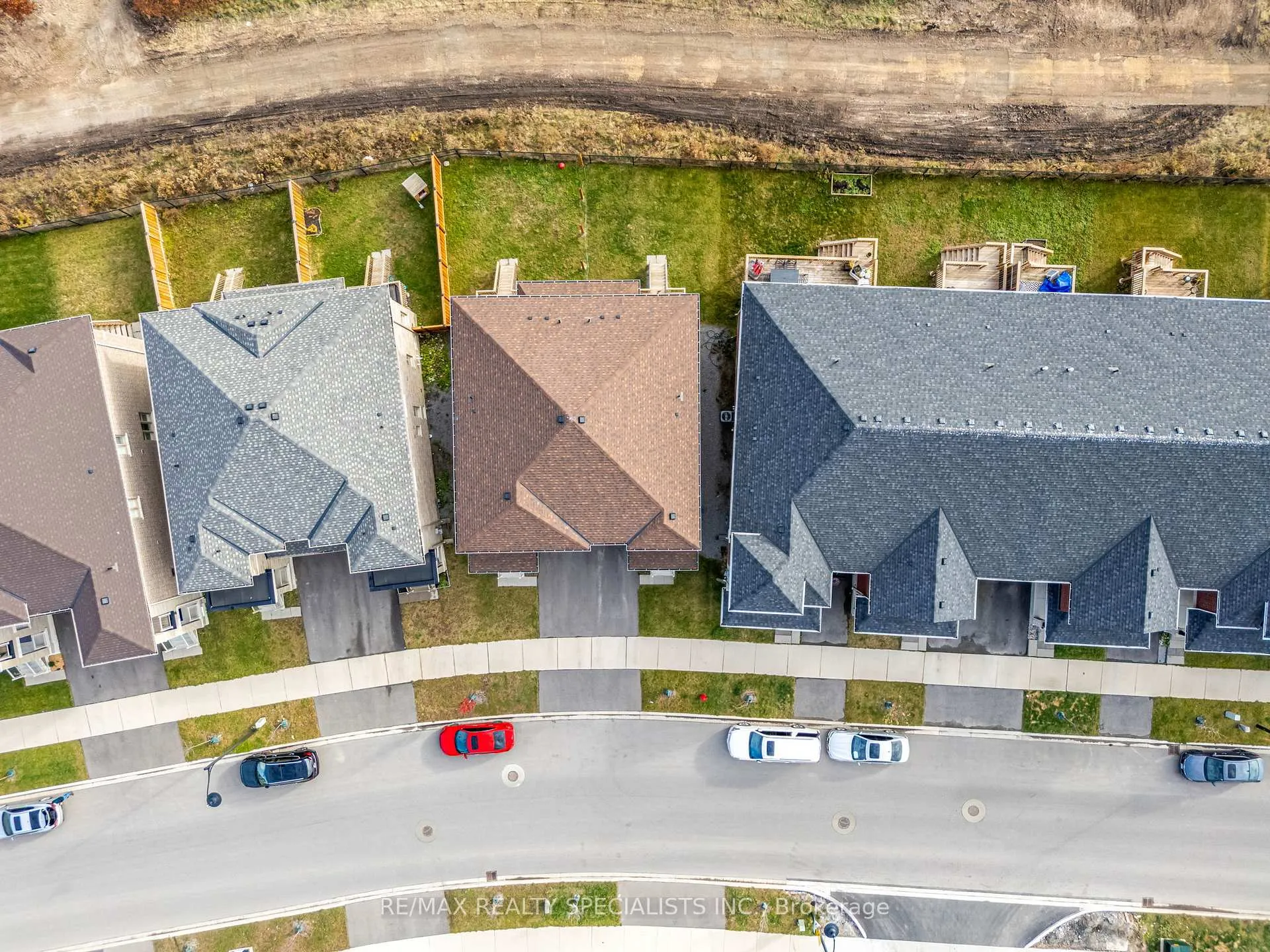 Photo 45 of 78 Great Falls Boulevard, Hamilton, Waterdown — HOMEH