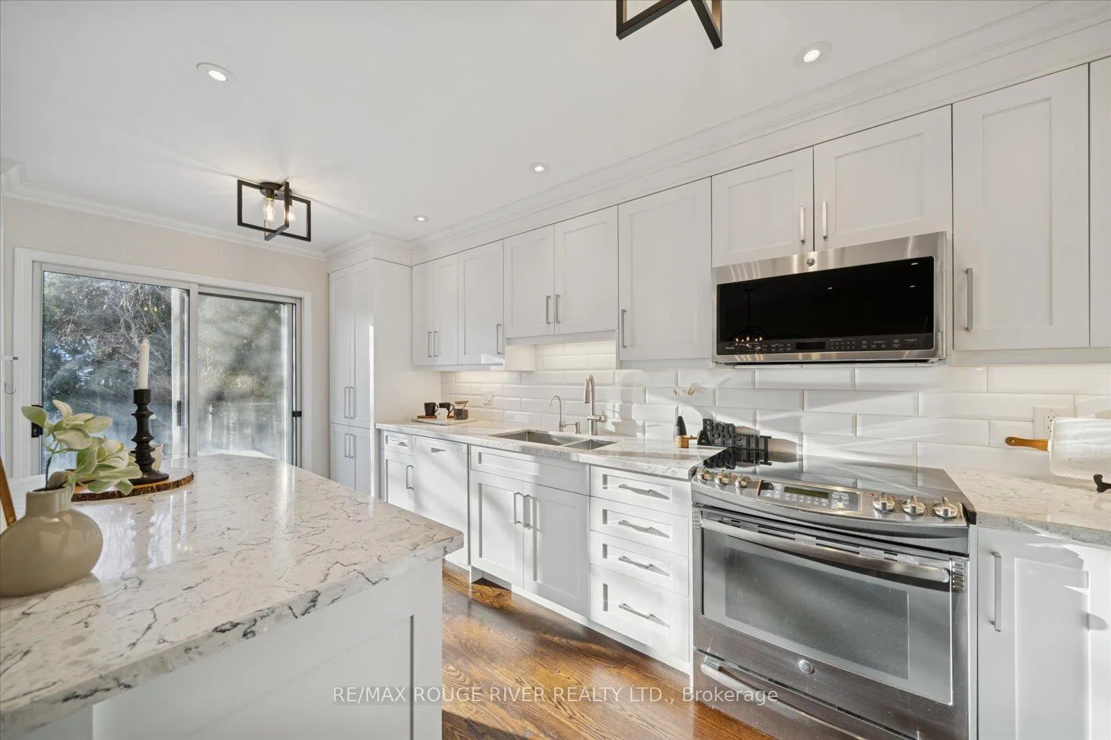 Photo 19 of 116 Bach Avenue, Whitby, Rolling Acres — HOMEH