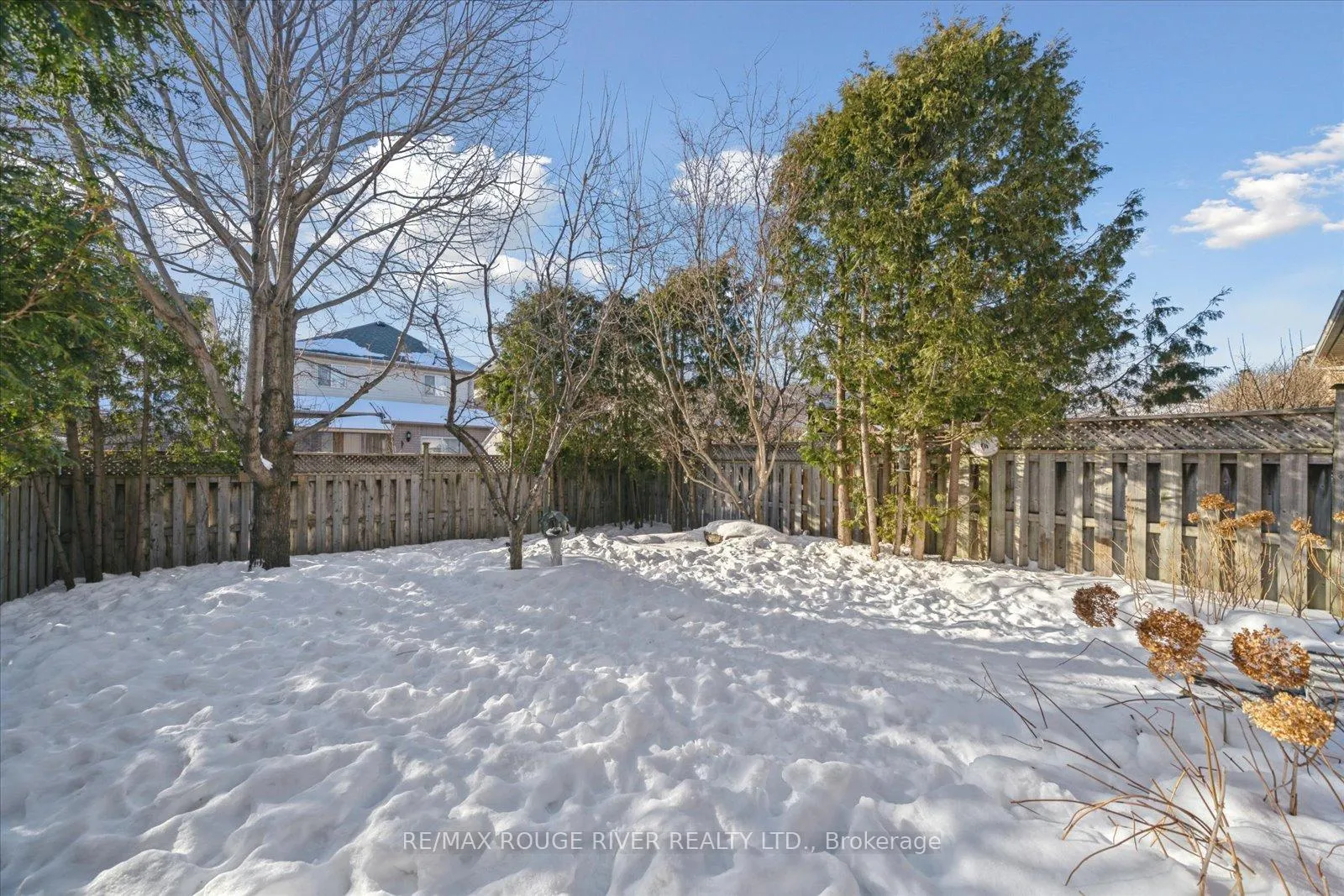 Photo 40 of 116 Bach Avenue, Whitby, Rolling Acres — HOMEH