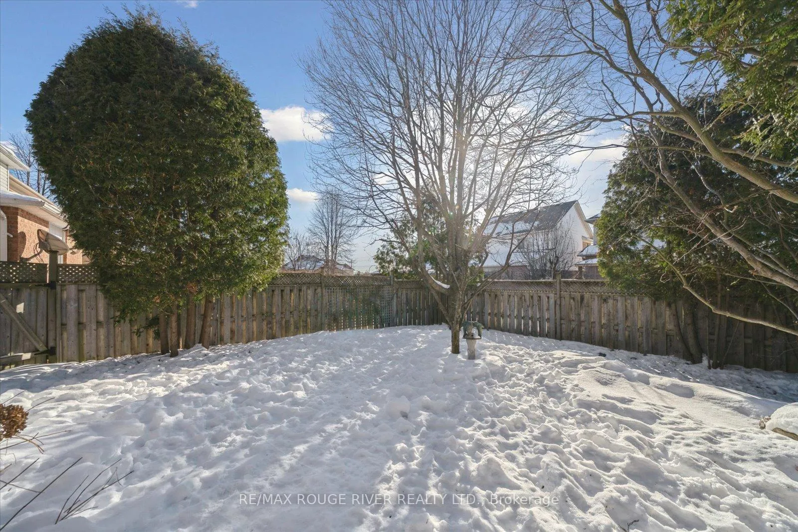 Photo 48 of 116 Bach Avenue, Whitby, Rolling Acres — HOMEH