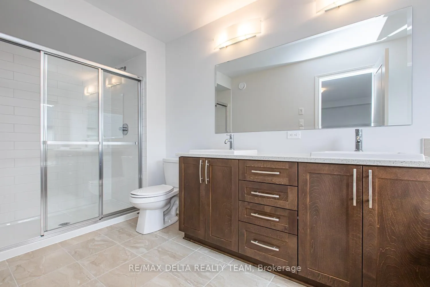 Photo 15 of 667 Cordelette Circle, Ottawa, Mer Bleue/Bradley Estates/Anderson Park — HOMEH