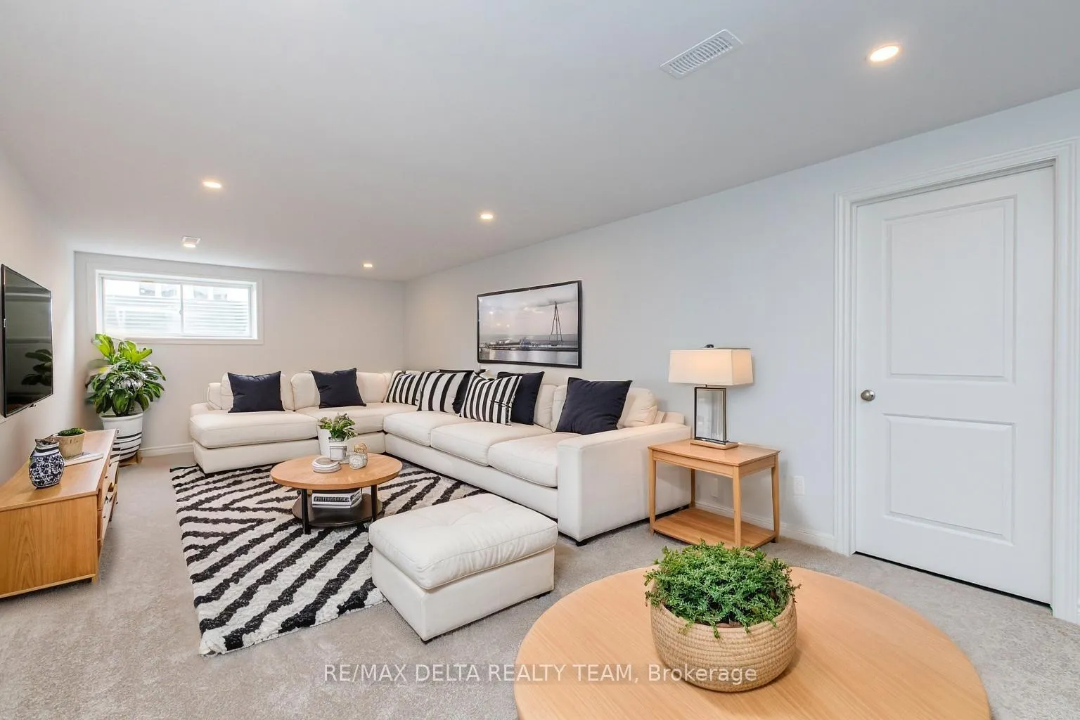 Photo 23 of 667 Cordelette Circle, Ottawa, Mer Bleue/Bradley Estates/Anderson Park — HOMEH