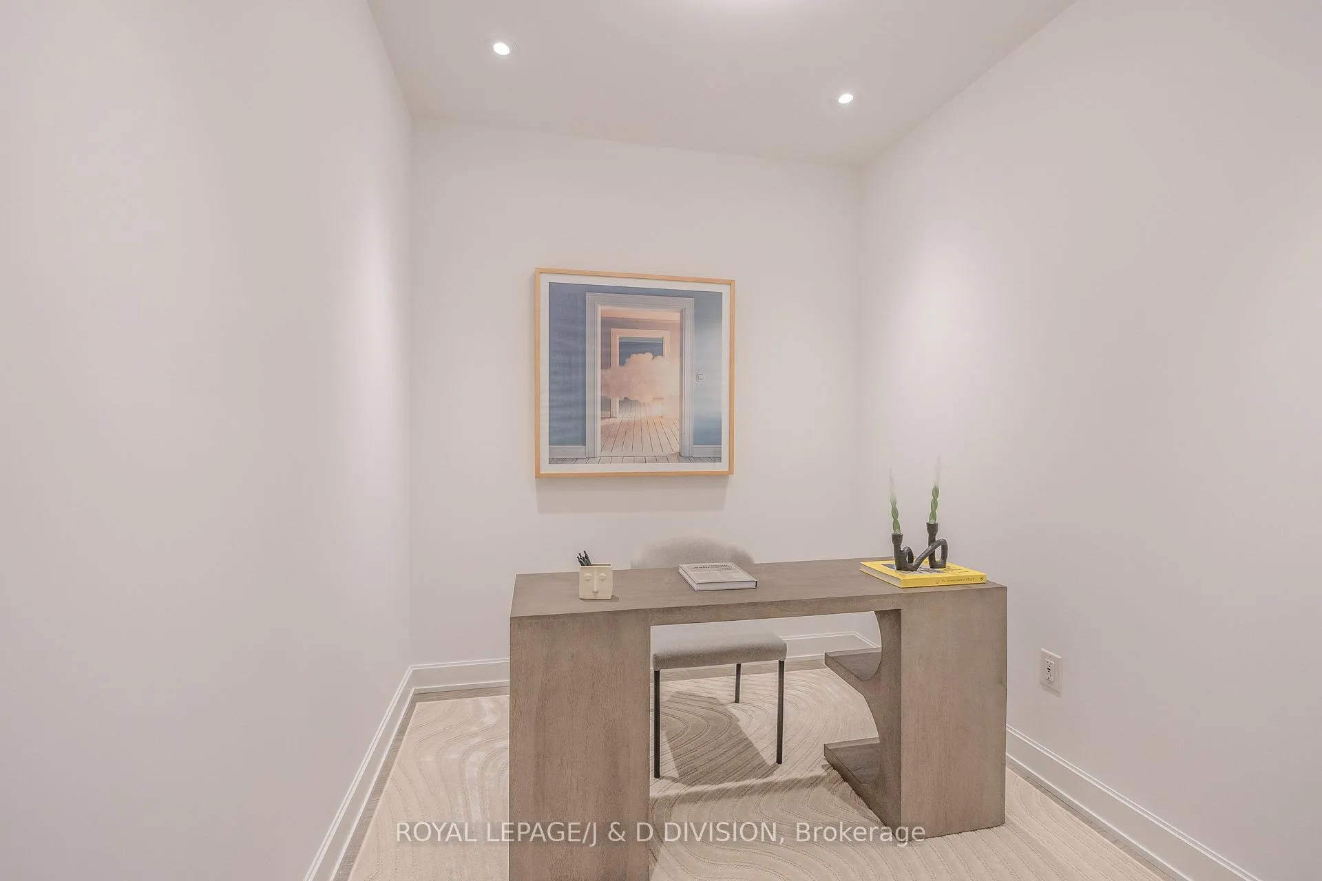 Photo 18 of Unit TH2, 1 Strathgowan Avenue, Toronto, Lawrence Park South — HOMEH