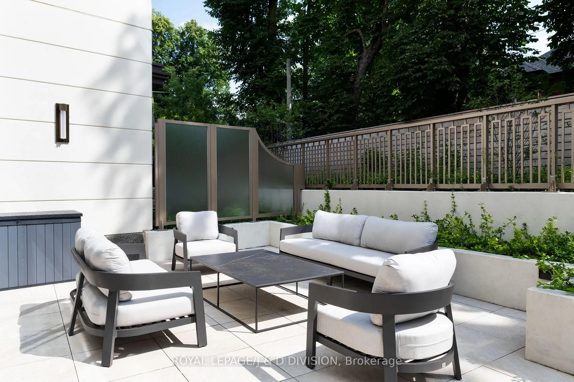 Photo 25 of Unit TH2, 1 Strathgowan Avenue, Toronto, Lawrence Park South — HOMEH