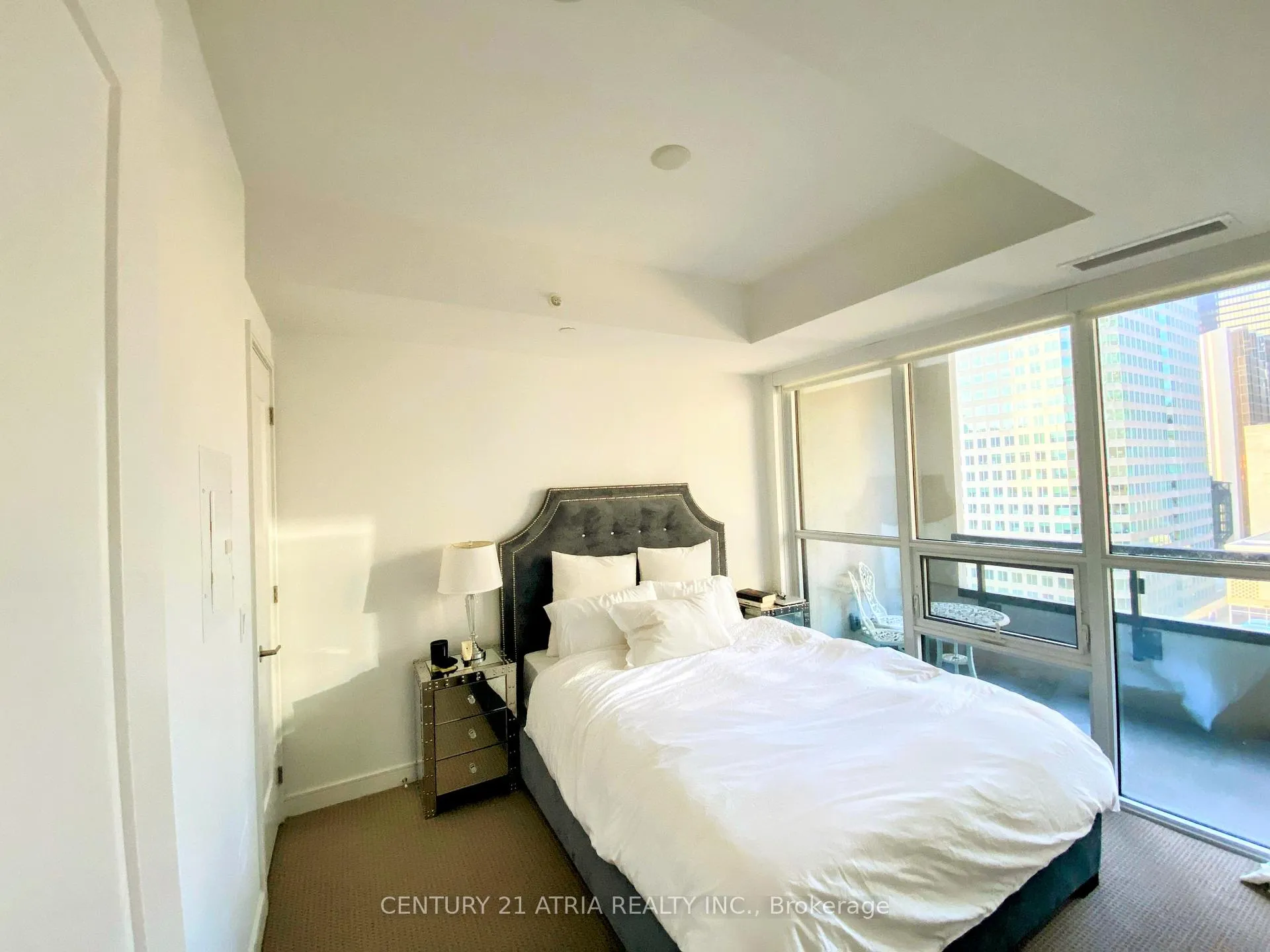 Photo 3 of Unit 1712, 88 Scott Street, Toronto, Church-Yonge Corridor — HOMEH