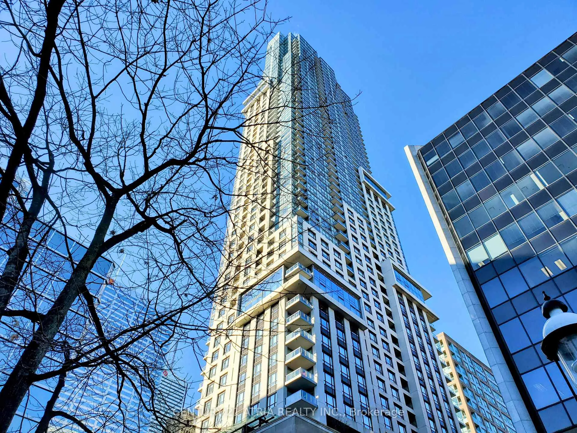 Photo 8 of Unit 1712, 88 Scott Street, Toronto, Church-Yonge Corridor — HOMEH