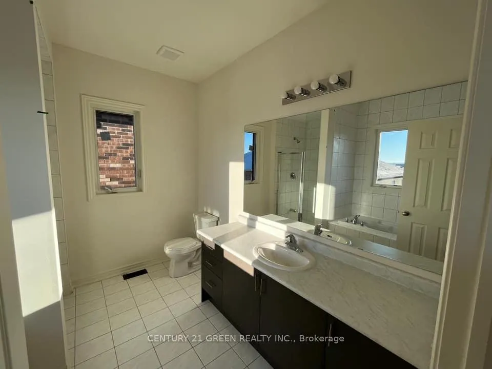 Photo 11 of Unit (Upper), 300 Skinner Road, Hamilton, Waterdown — HOMEH