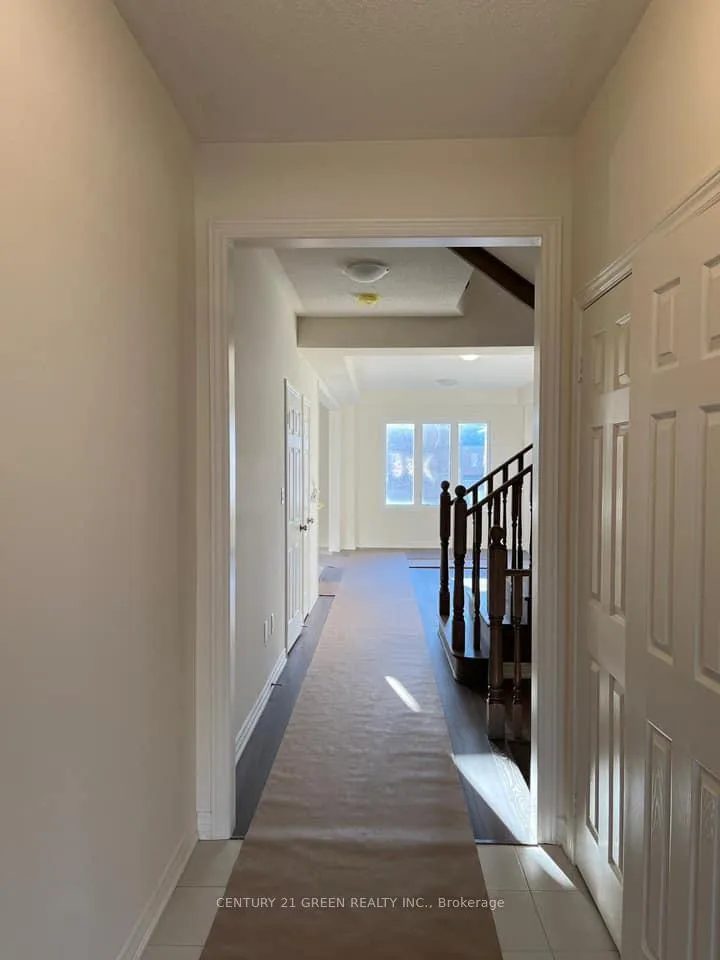 Photo 22 of Unit (Upper), 300 Skinner Road, Hamilton, Waterdown — HOMEH