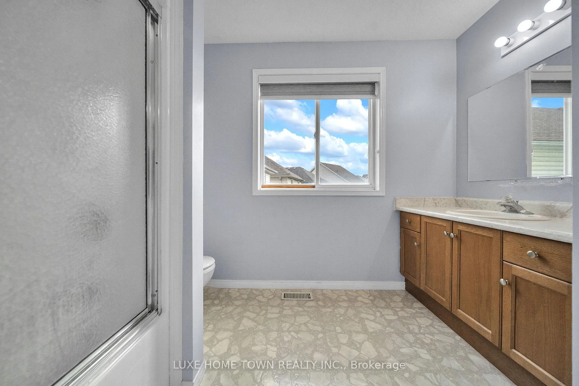 Photo 29 of 130 Adler Drive, Cambridge — HOMEH