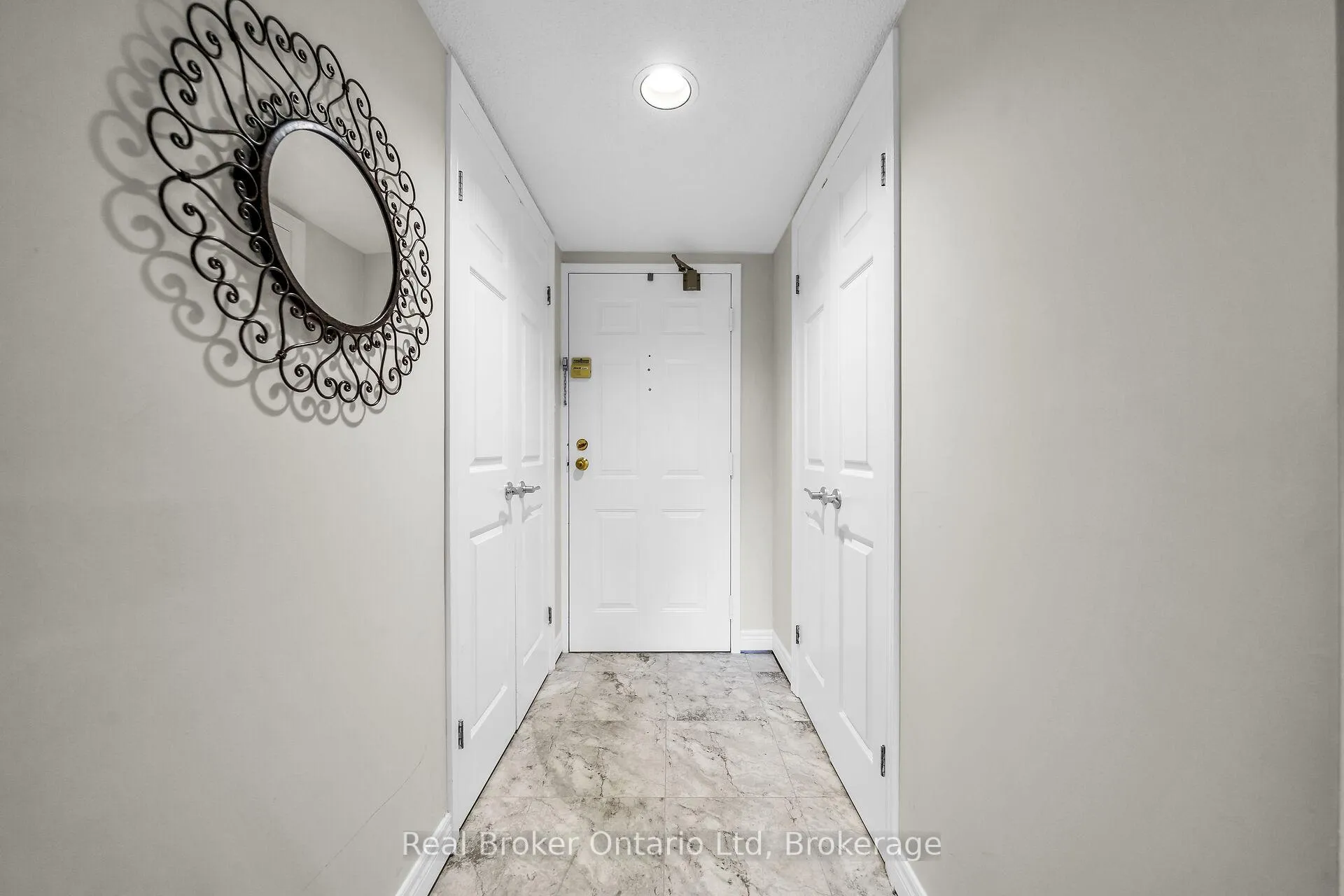 Photo 3 of Unit 314, 150 Wilson Street W, Hamilton, Ancaster — HOMEH
