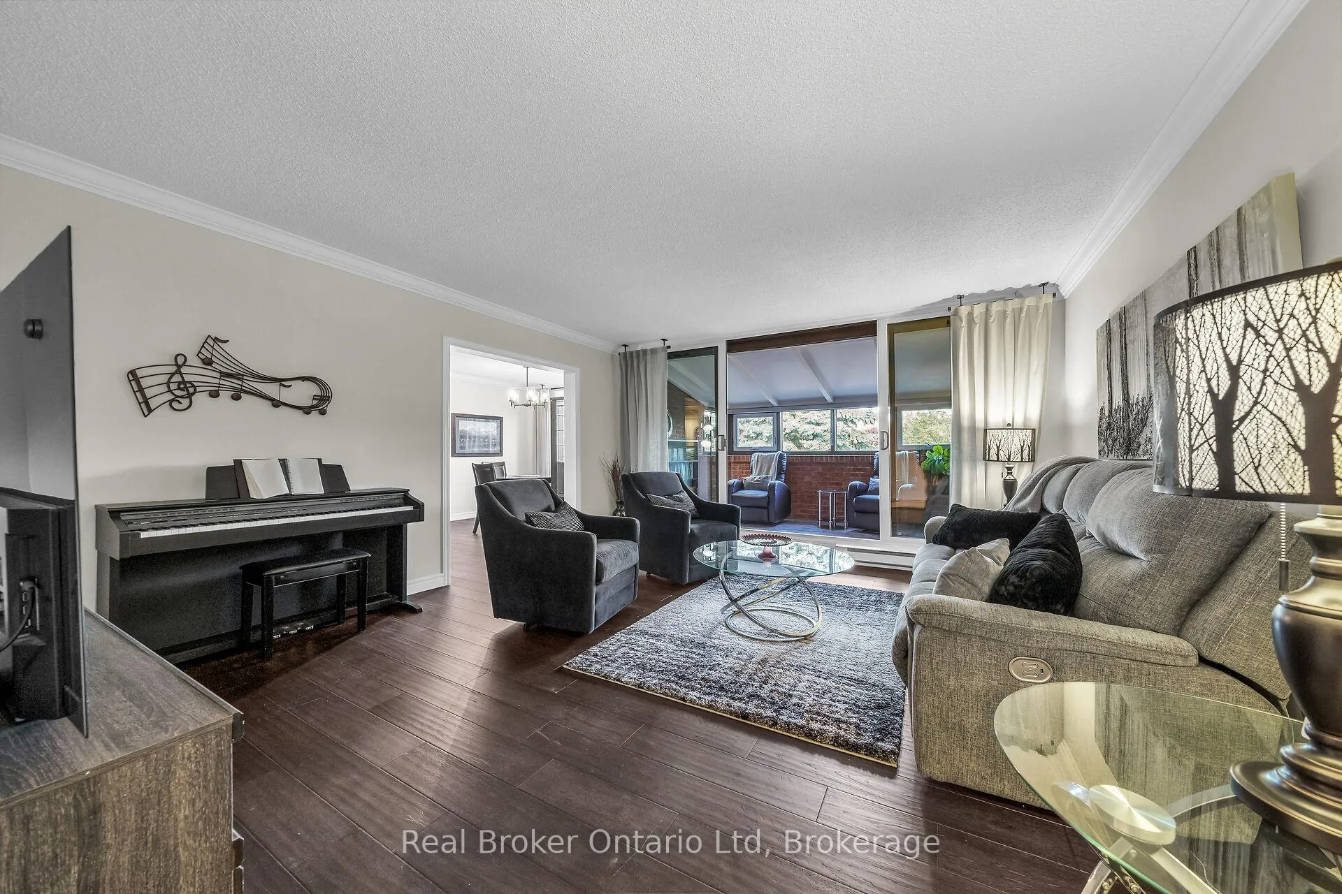 Photo 4 of Unit 314, 150 Wilson Street W, Hamilton, Ancaster — HOMEH