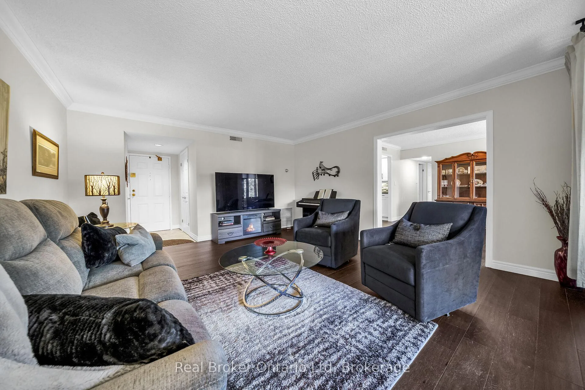Photo 6 of Unit 314, 150 Wilson Street W, Hamilton, Ancaster — HOMEH