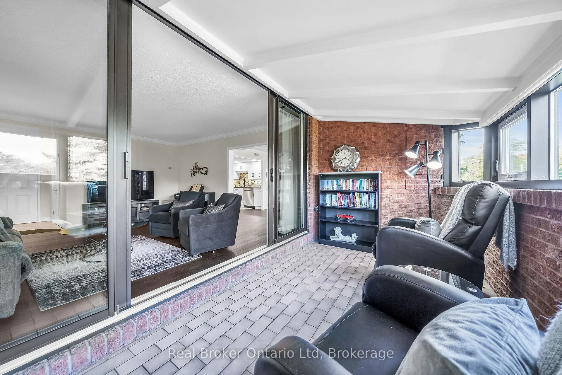 Photo 8 of Unit 314, 150 Wilson Street W, Hamilton, Ancaster — HOMEH