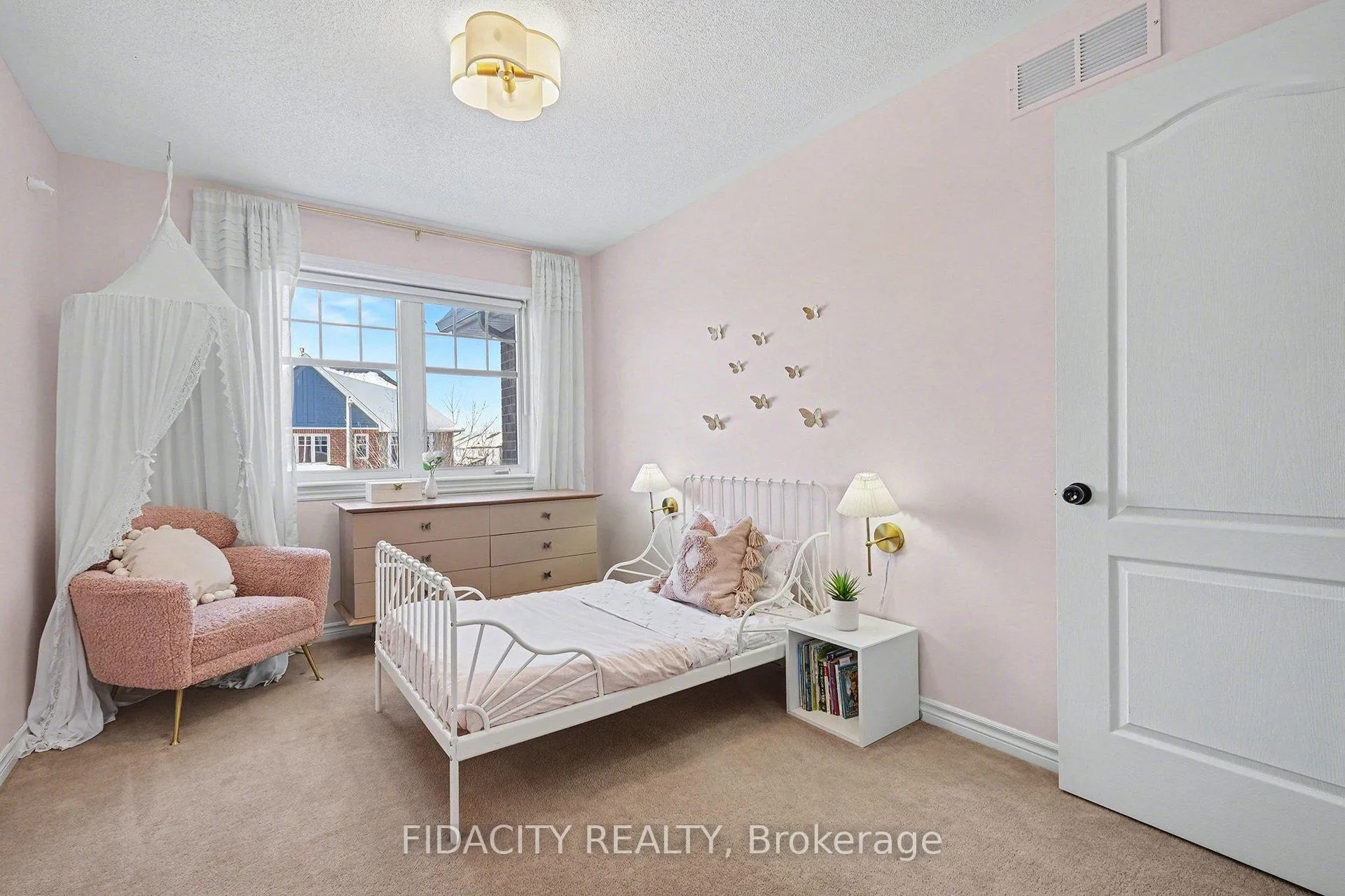 Photo 19 of 291 Horseshoe Crescent, Ottawa, Stittsville (North) — HOMEH