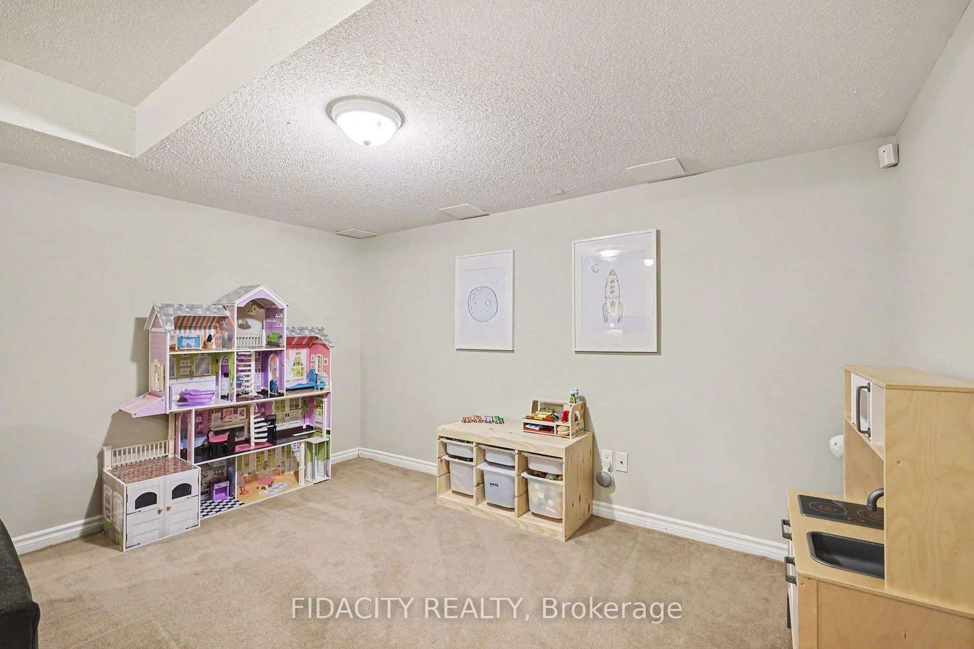 Photo 25 of 291 Horseshoe Crescent, Ottawa, Stittsville (North) — HOMEH