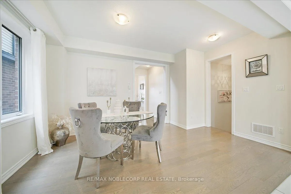 Photo 8 of 12 Blaney Street, Brant, Paris — HOMEH