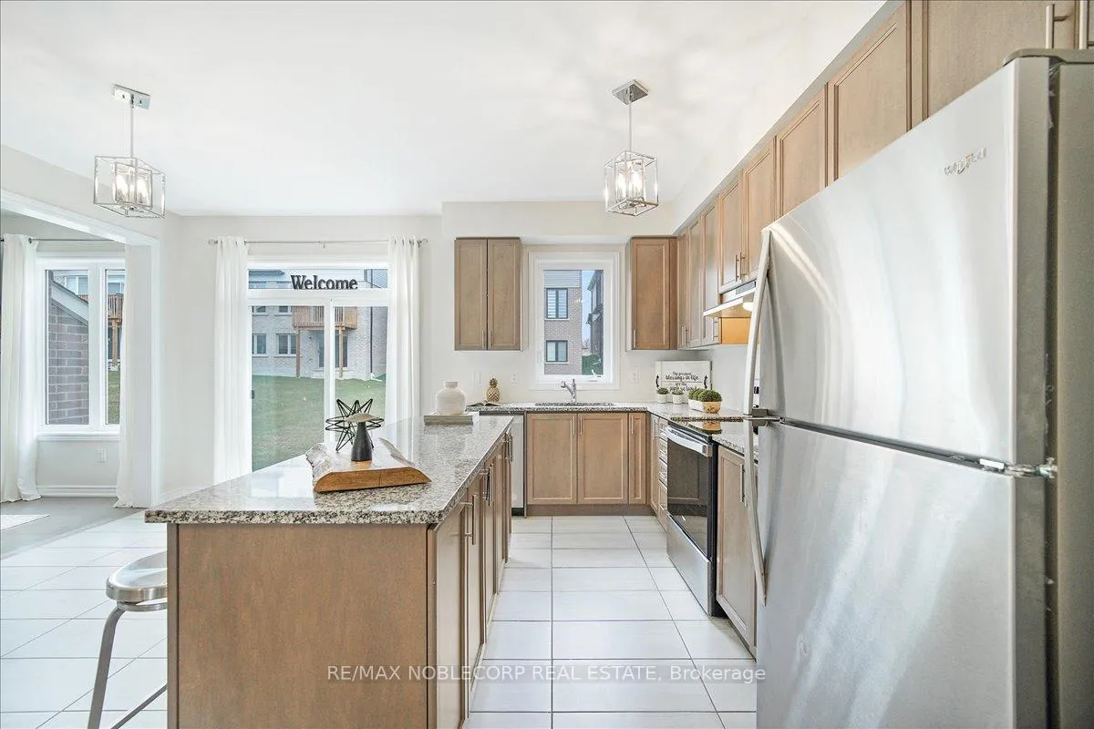 Photo 11 of 12 Blaney Street, Brant, Paris — HOMEH