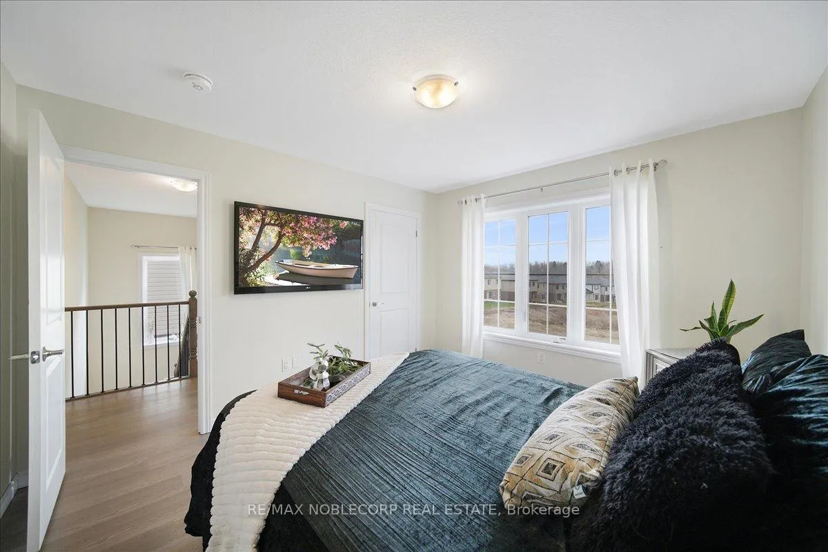 Photo 17 of 12 Blaney Street, Brant, Paris — HOMEH
