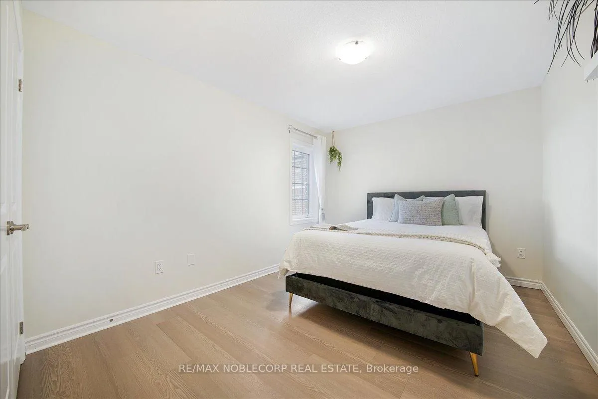Photo 20 of 12 Blaney Street, Brant, Paris — HOMEH