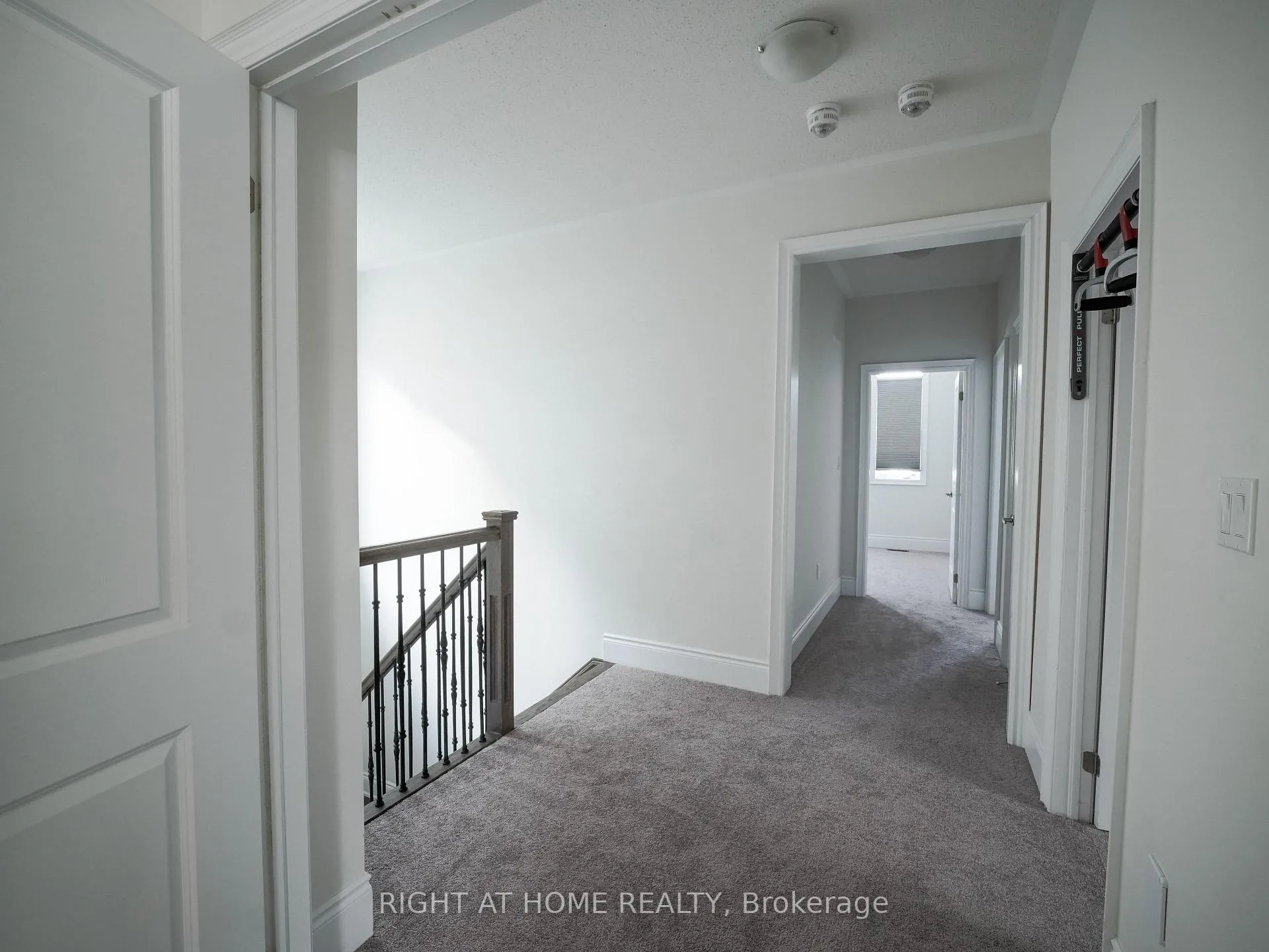 Photo 11 of Unit upper, 30 Alistair Crescent, Vaughan, Kleinburg — HOMEH