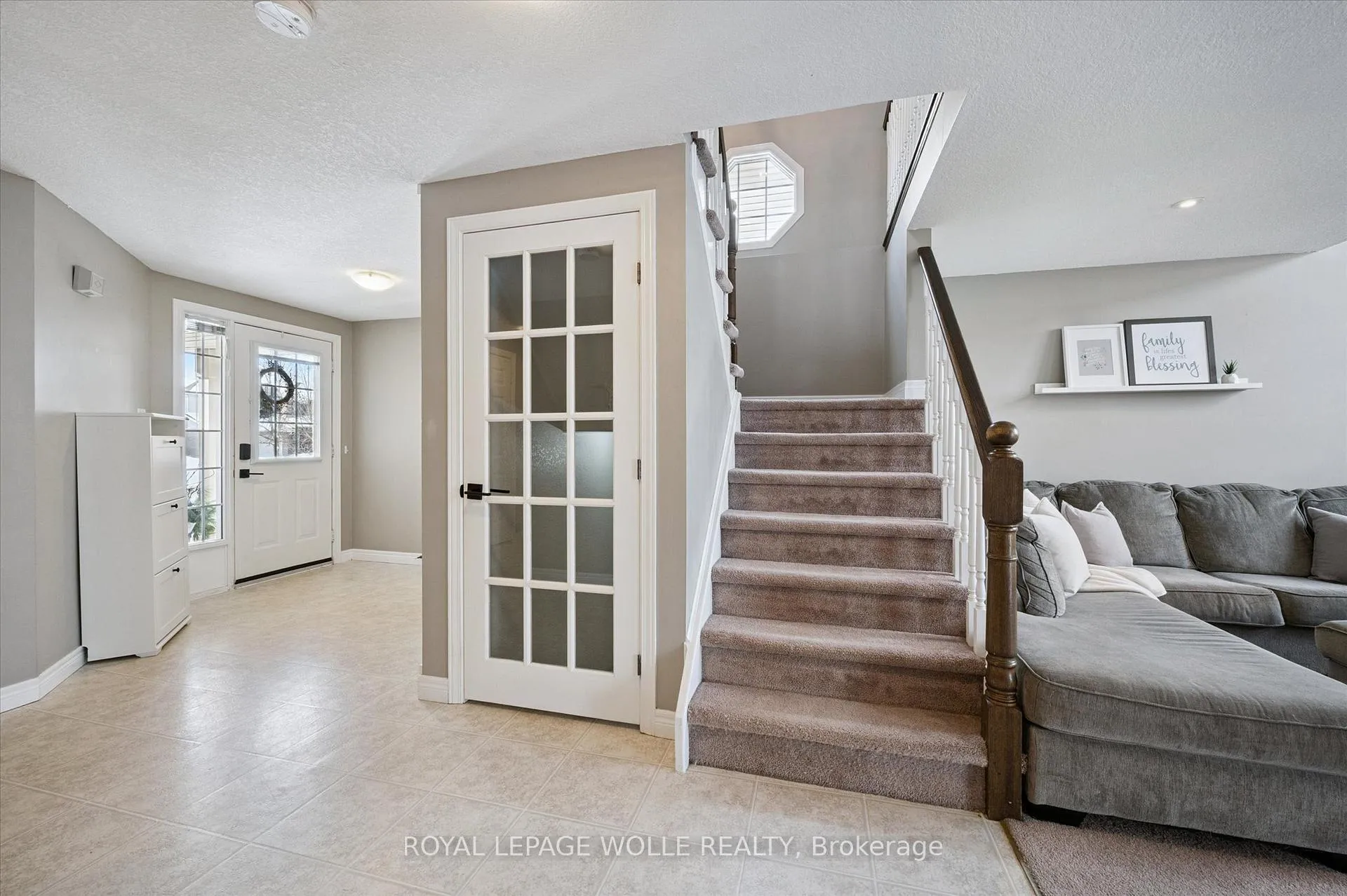 Photo 17 of 731 Breakwater Crescent, Waterloo — HOMEH
