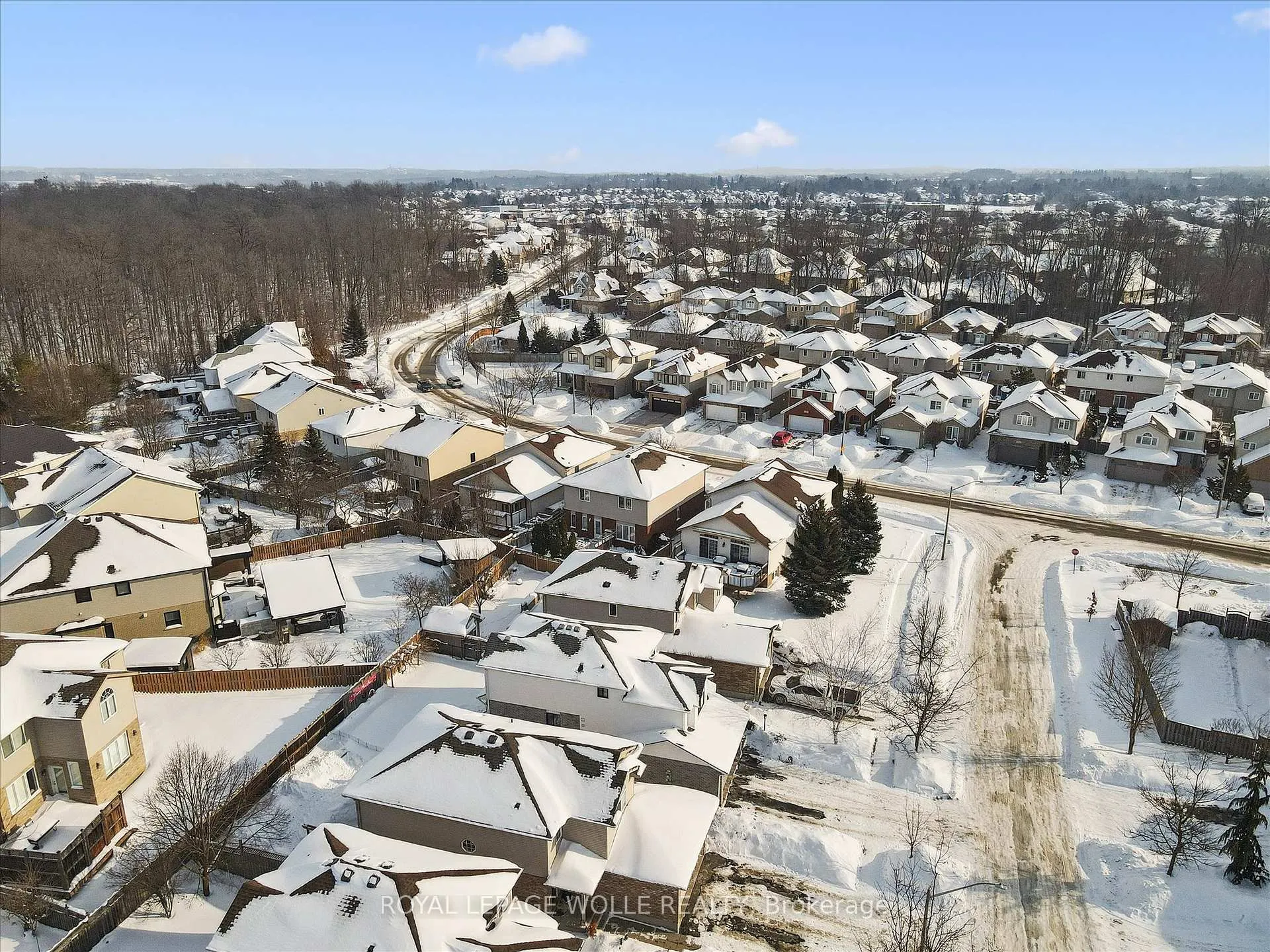 Photo 45 of 731 Breakwater Crescent, Waterloo — HOMEH