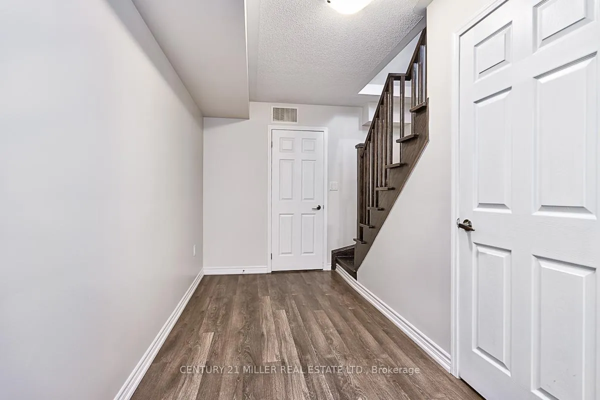 Photo 4 of 530 Allport Gate, Milton, Clarke — HOMEH