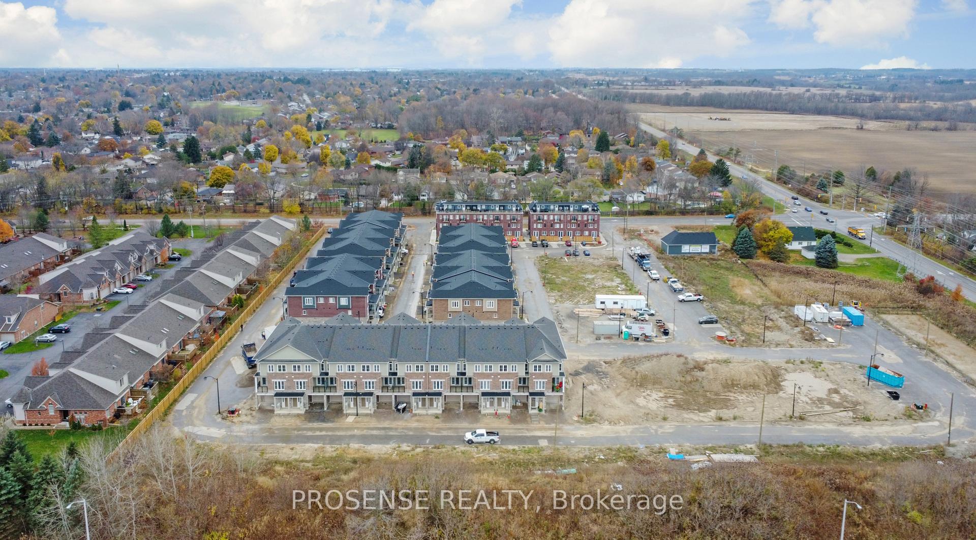 Front of Unit 124, 677 Park Rd N N