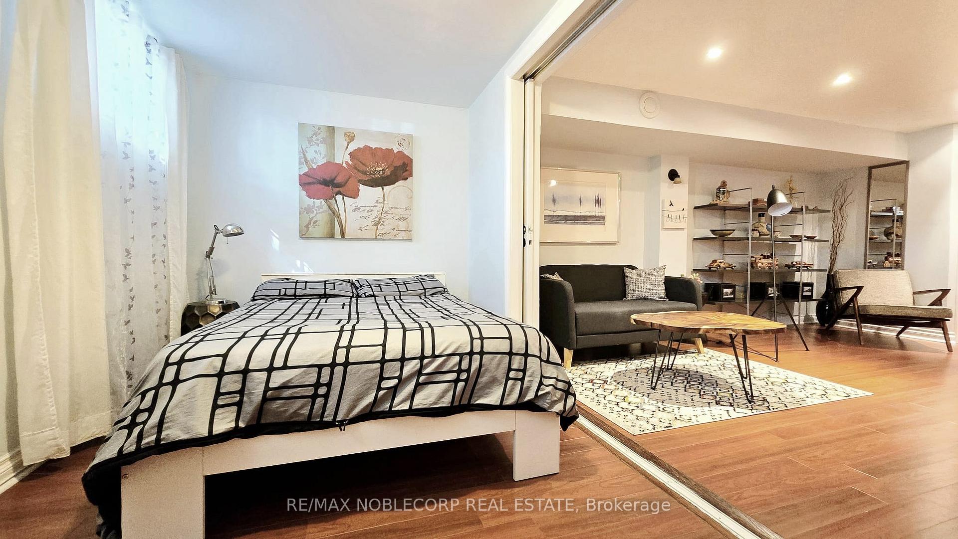 Photo 44 of D-17 Overlea Boulevard, Toronto, Thorncliffe Park — HOMEH
