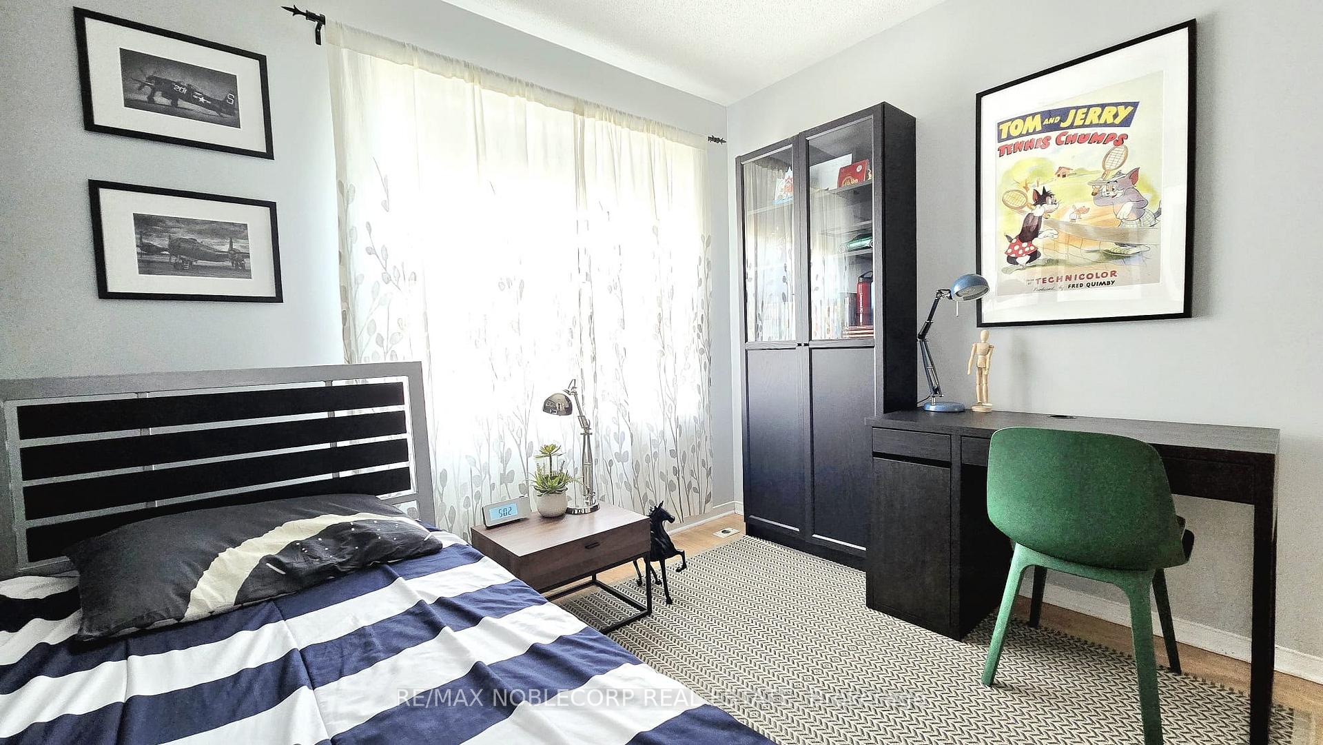 Photo 19 of D-17 Overlea Boulevard, Toronto, Thorncliffe Park — HOMEH