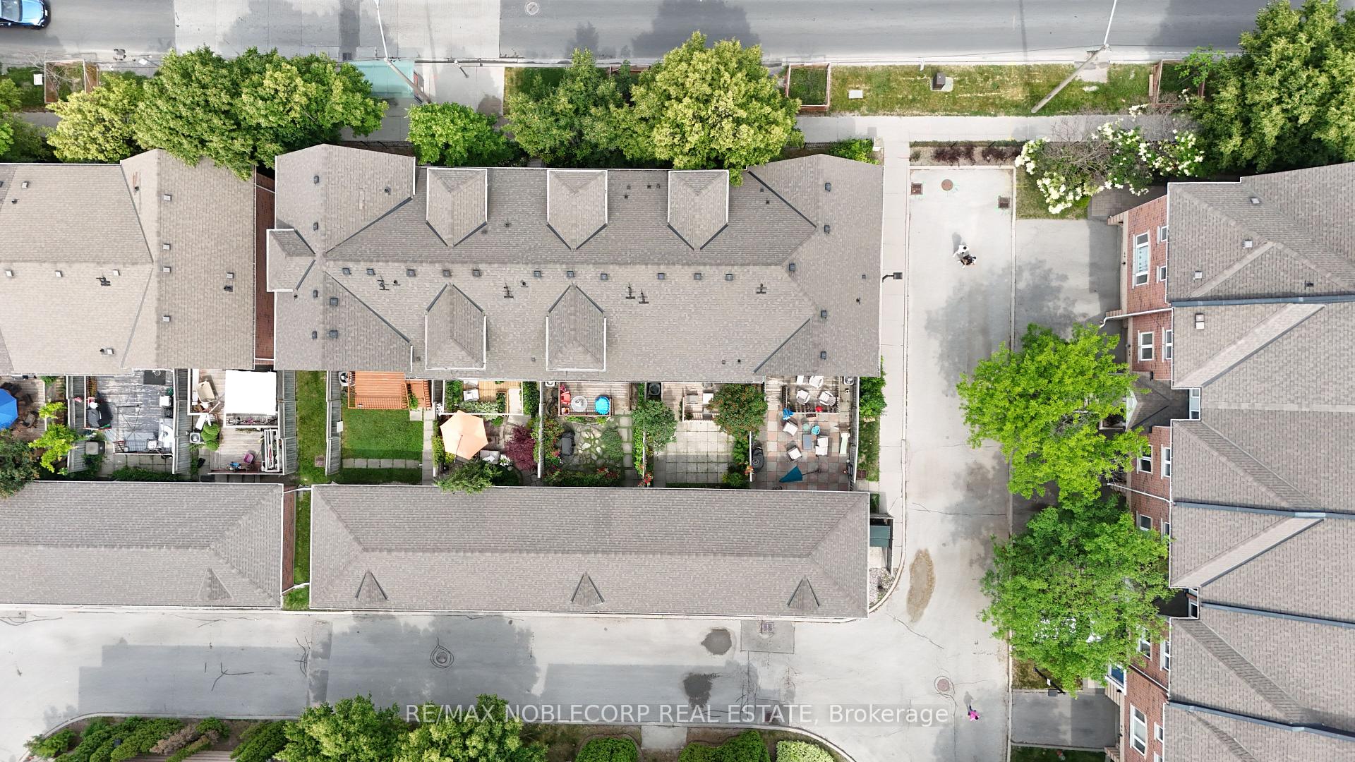 Photo 79 of D-17 Overlea Boulevard, Toronto, Thorncliffe Park — HOMEH