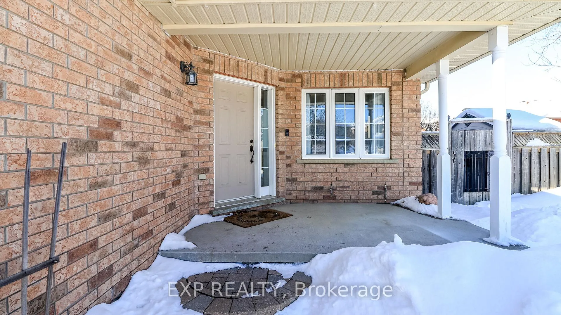 Photo 4 of 40 Benjamin Lane, Barrie, Painswick South — HOMEH