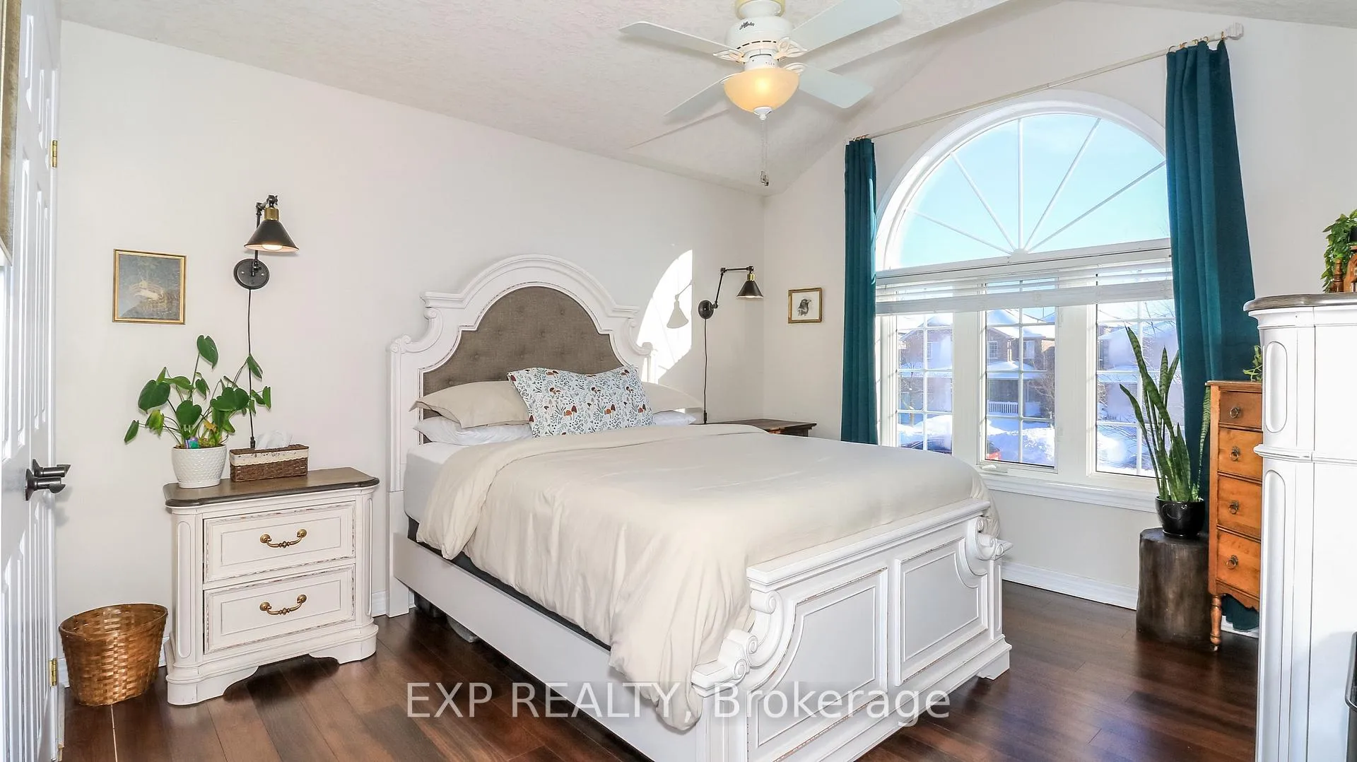 Photo 29 of 40 Benjamin Lane, Barrie, Painswick South — HOMEH