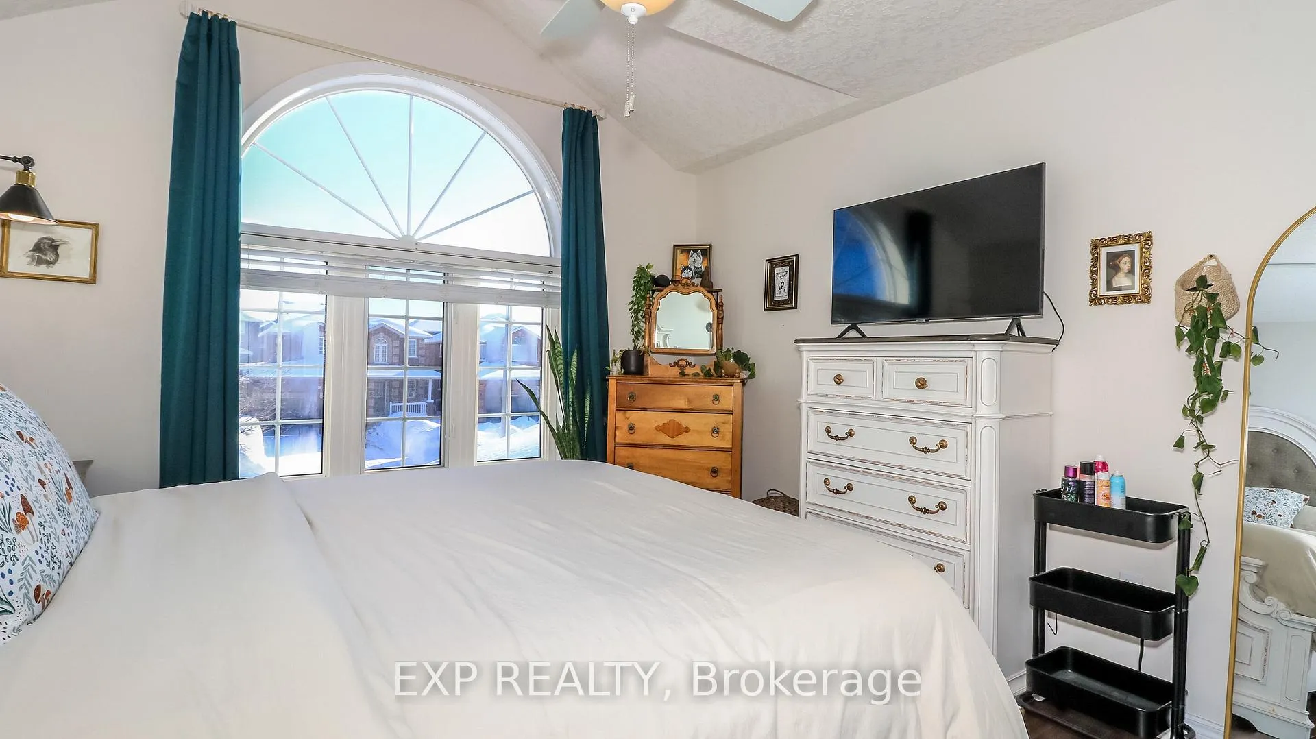 Photo 30 of 40 Benjamin Lane, Barrie, Painswick South — HOMEH