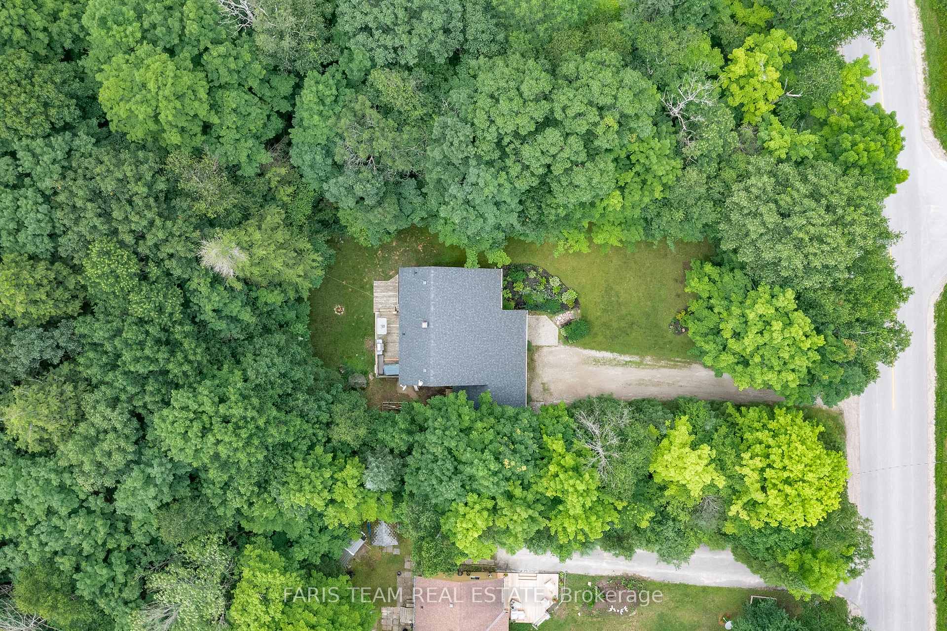 Photo 21 of 2420 Champlain Road, Tiny, Rural Tiny — HOMEH