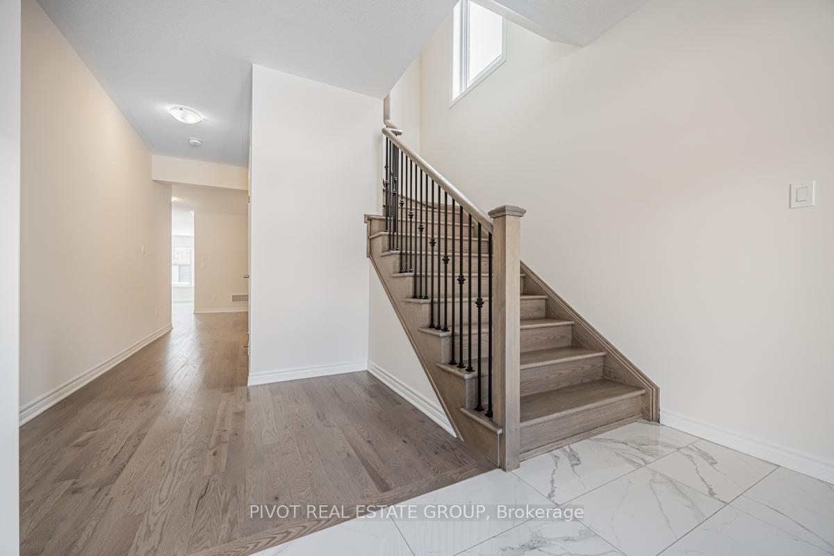 Photo 14 of 15 Calabria Drive, Caledon, Rural Caledon — HOMEH