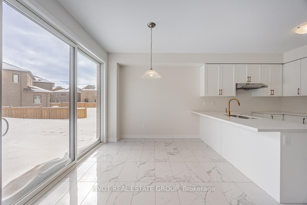 Photo 13 of 15 Calabria Drive, Caledon, Rural Caledon — HOMEH