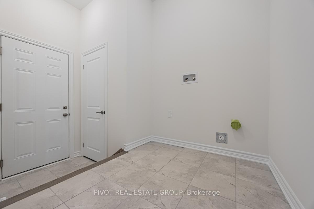 Photo 12 of 15 Calabria Drive, Caledon, Rural Caledon — HOMEH