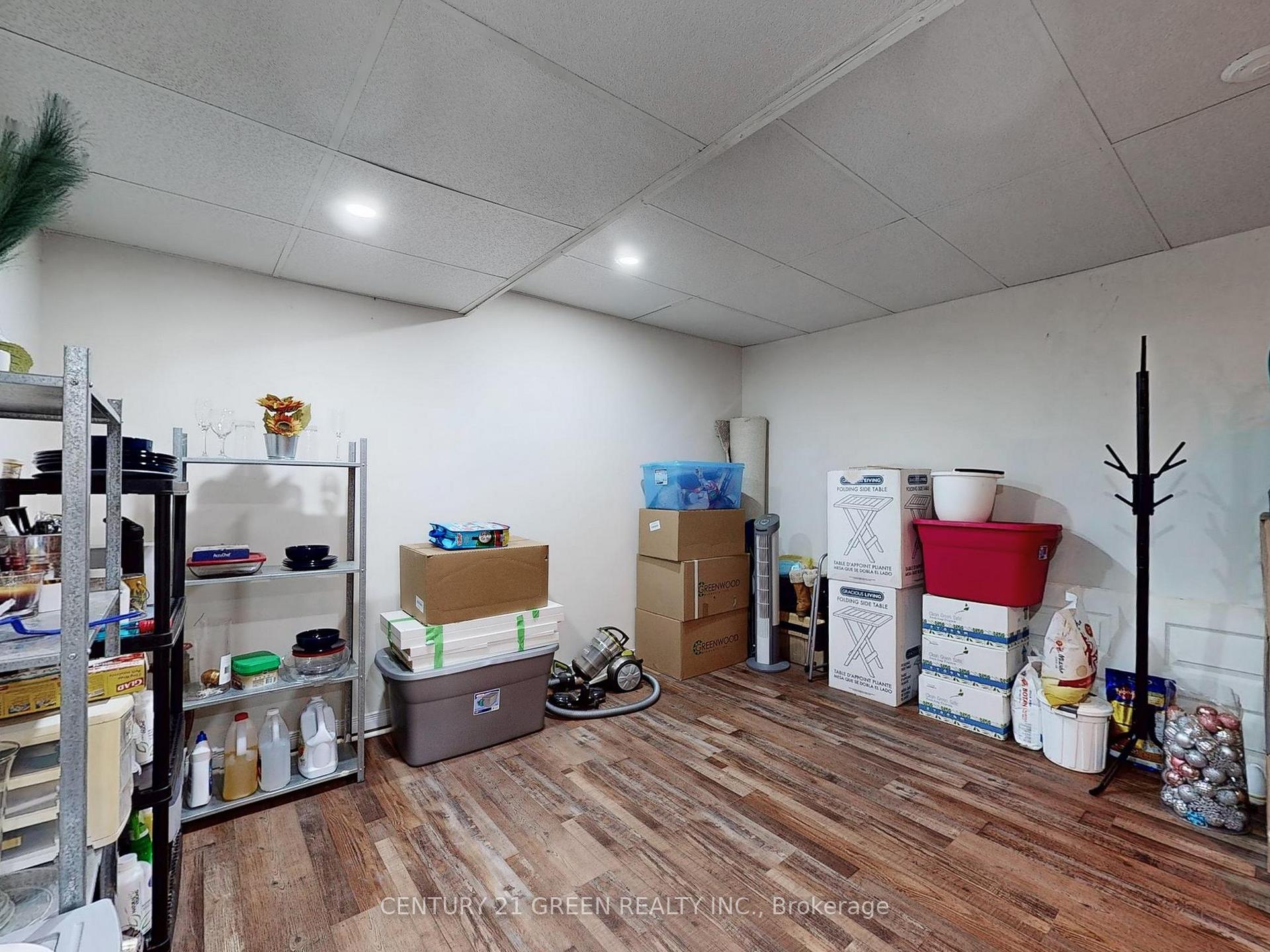 Photo 34 of 118 Homefield Square, Clarington, Courtice — HOMEH